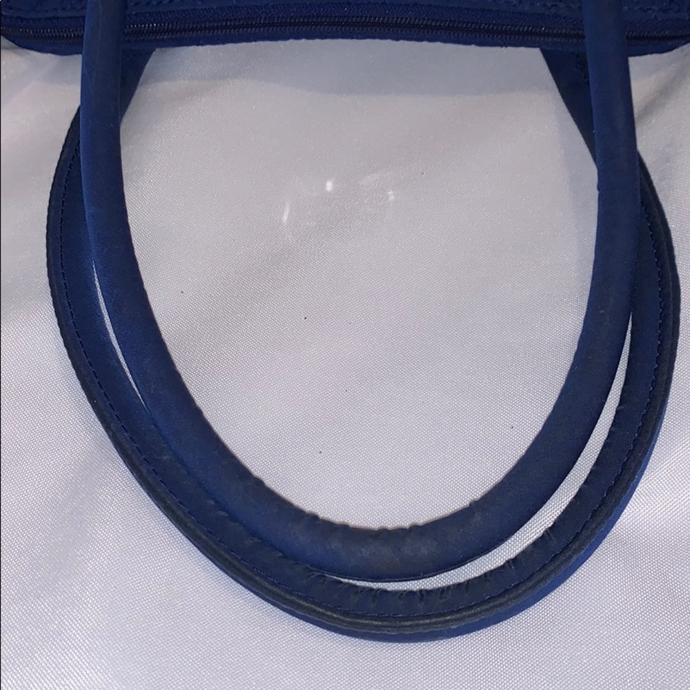 💕🌸🌺Vera Bradley Bag Very Nice Navy Blue - Picture 5 of 9